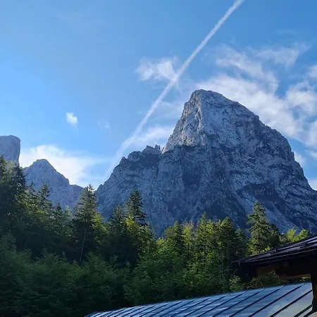 Adlerhorst Daire Ebbs