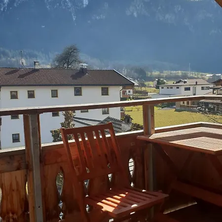 Adlerhorst Daire Ebbs